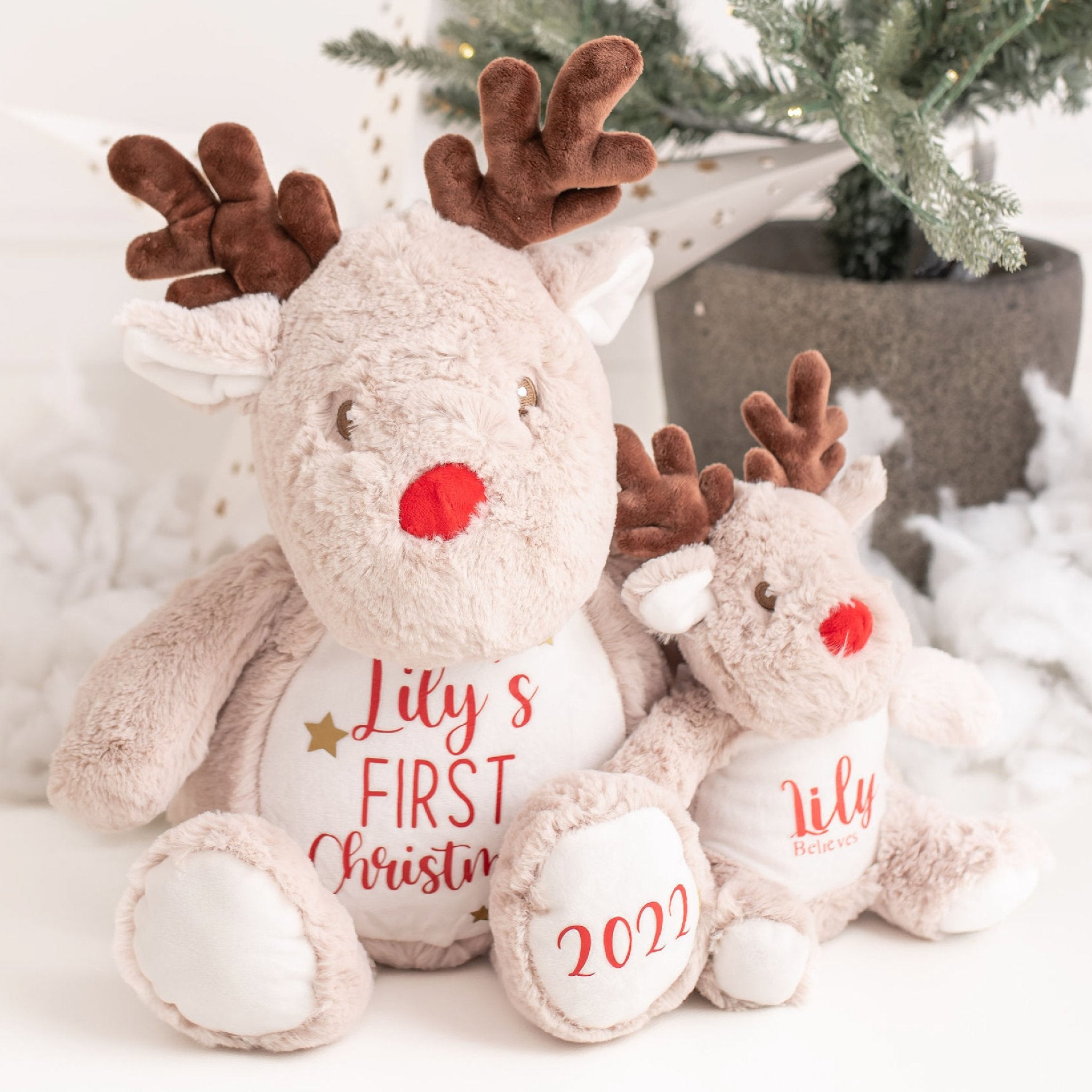 Christmas Accessories - Amber and Noah